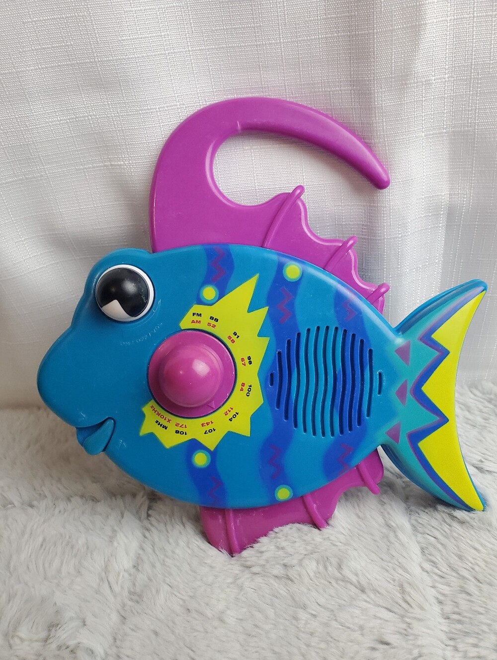 Vintage Spectra Tune A Fish Tropical Fish AM/FM Shower Radio UC-100 Tested WORKS
